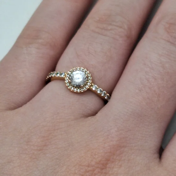 Pandora Classic Sparkle Halo CZ Ring - Picture 12 of 12